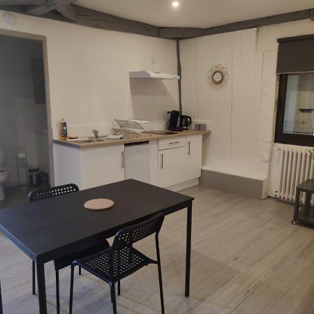 *Les Studios L'Amandine* Périgueux Εξωτερικό φωτογραφία