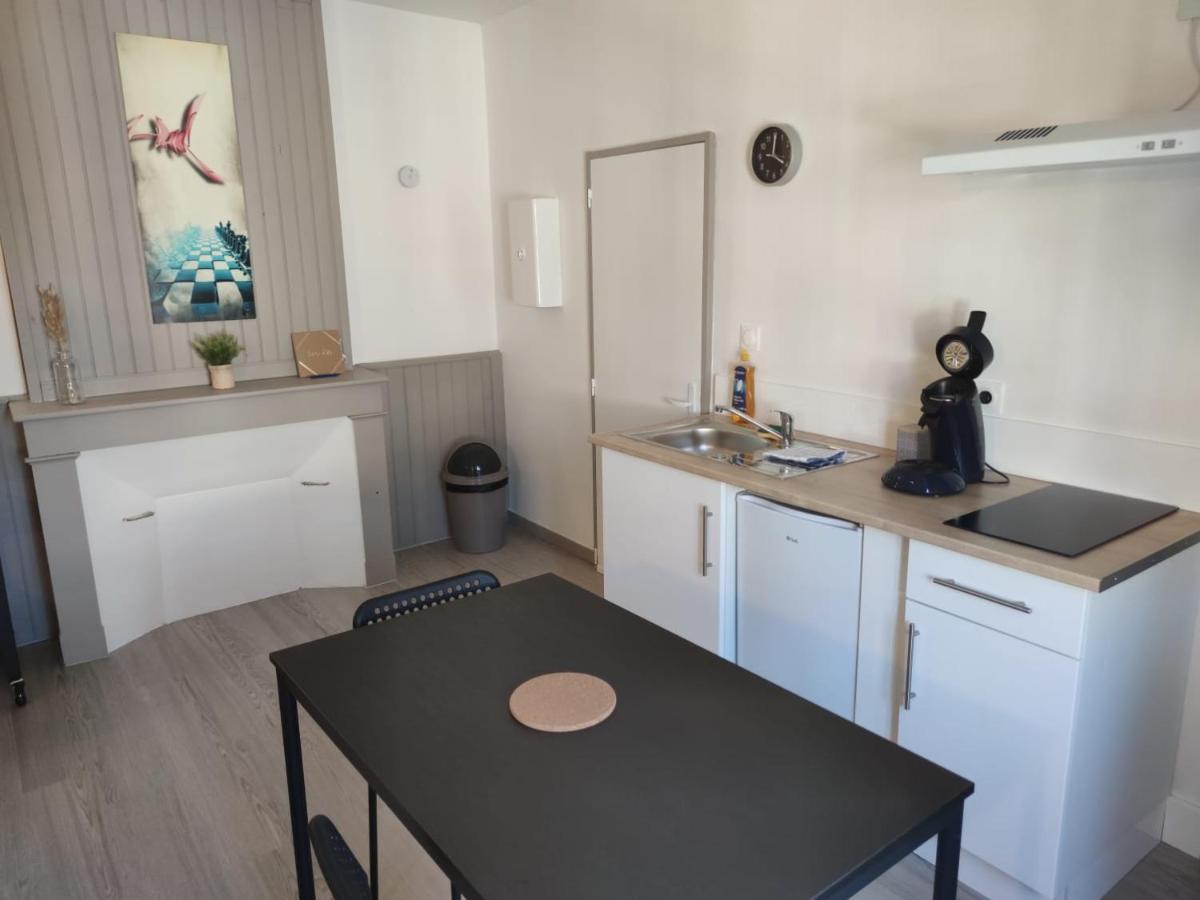 *Les Studios L'Amandine* Périgueux Εξωτερικό φωτογραφία