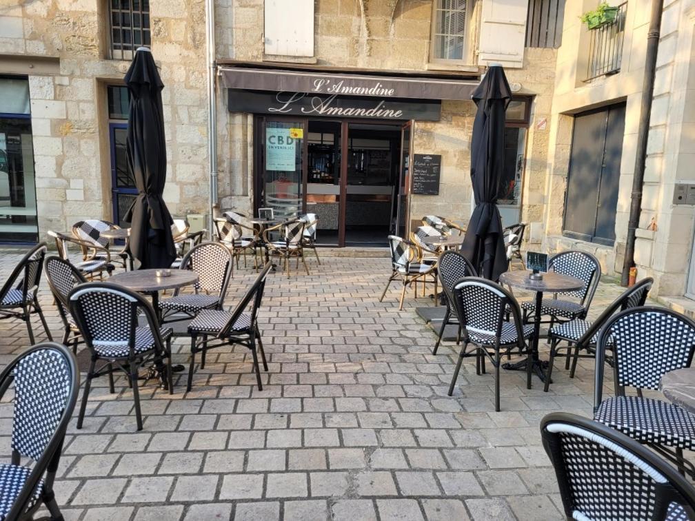 *Les Studios L'Amandine* Périgueux Εξωτερικό φωτογραφία